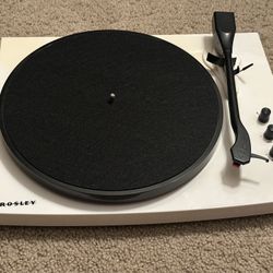 Turntable T100 A Crosley White Bluetooth 