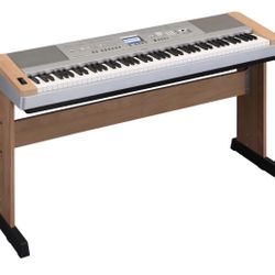 Yamaha Portable Grand Piano Keyboard DGX-640W w/Stand and Pedal System LP7A