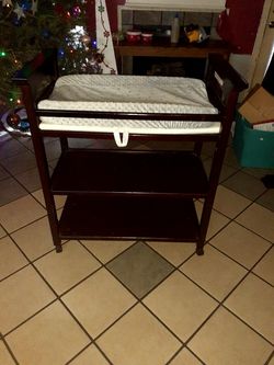 Baby changing table bassinet