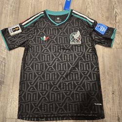 Mexico World Cup Jersey,playera,camiseta,,futbol,soccer,España,Spain,ball,Gilberto Mora,tool,sports,