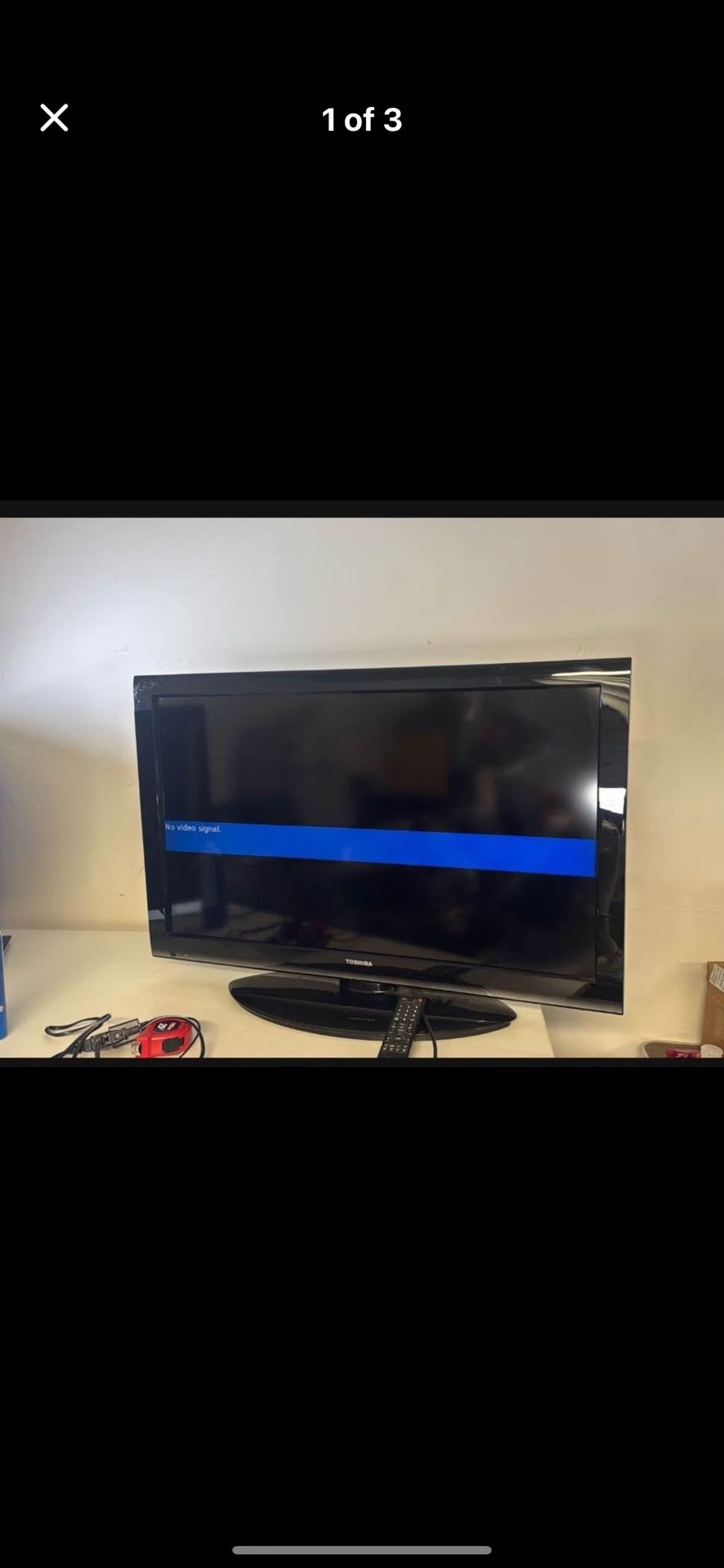 Toshiba 40 inch TV in good condition with remote