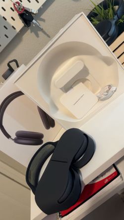AirPod Pro Max
