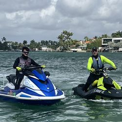 PAIR 2023 Yamaha VX 80 hours, & 2024 Sea-Doo Trixx 30 hours. Continental trailer. Titles & Registration. New waterproof JBL sound systems, new batteri