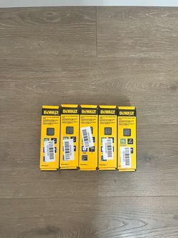DeWalt 15 GA 2" Angled Finish Nails – 5 Boxes