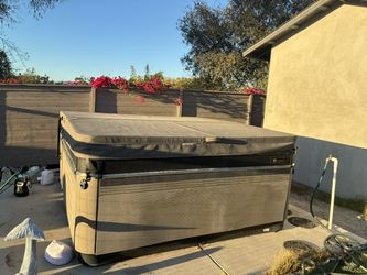 2024 Caldera Utopia Series Niagra - 7 person