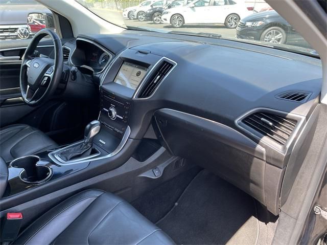 2017 Ford Edge