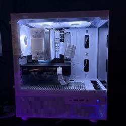 White Blizzard Gaming PC