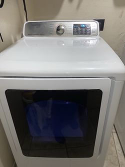 Samsung Multi-steam electric dryer