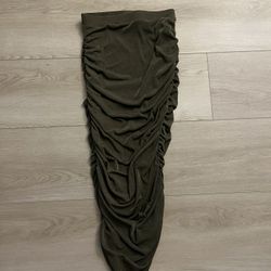 Forever 21 Green Rouched Maxi Skirt