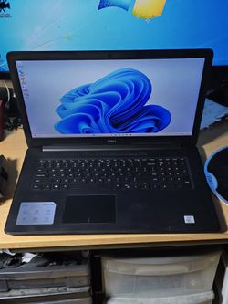 Dell 17 Laptop Pc. i7-1065G7-CPU. 16GB Ram 512GB SSD  