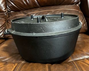 Cast iron Dutch oven