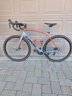 TREK DOMANE CARBON 56 CM ROAD BIKE ( CHECK MY OTHER BIKES