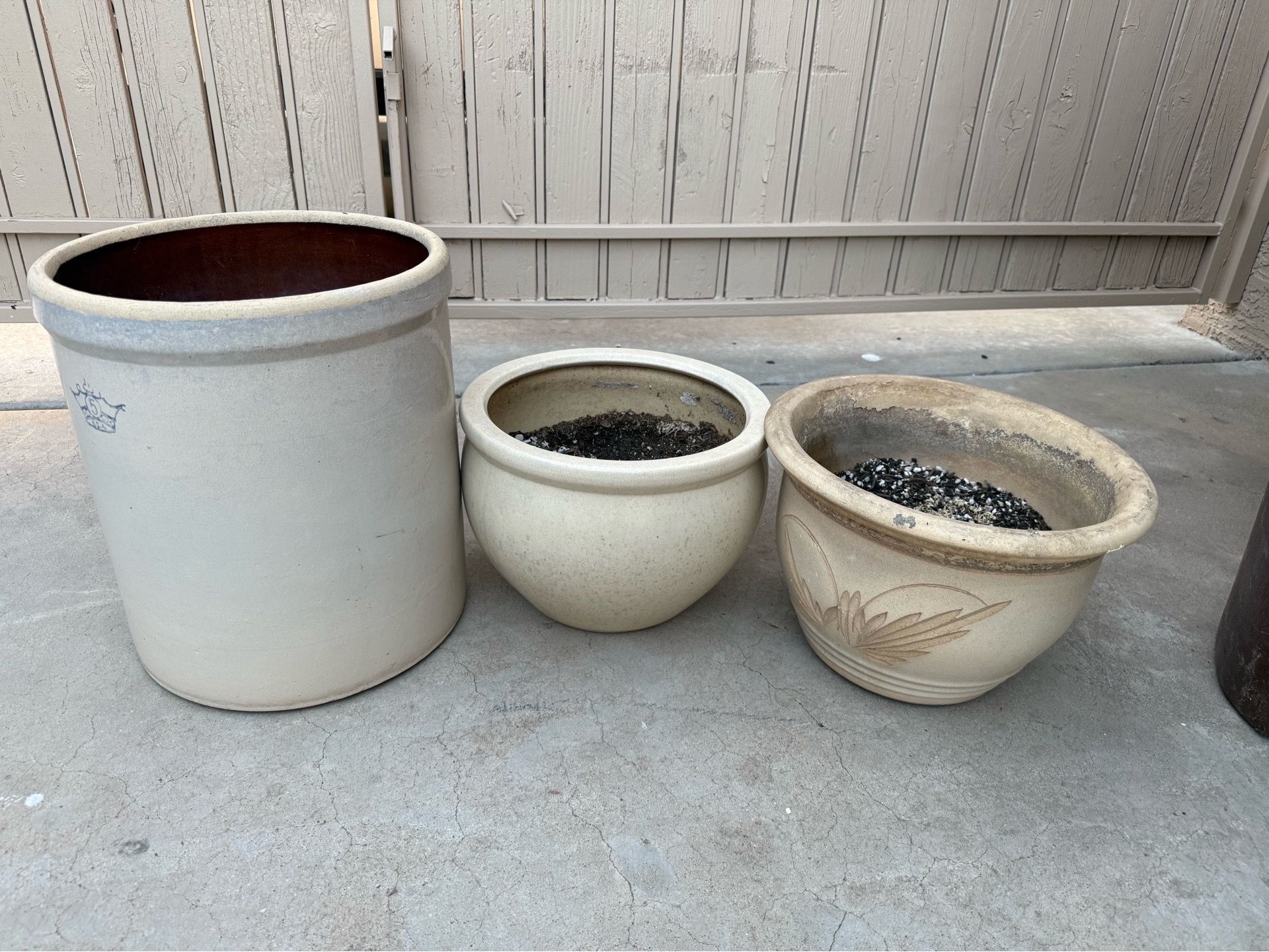 Flower pots