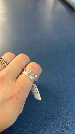 James Avery crown ring sz 8