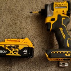 DeWalt 20v XR Impact Battery And Charger 120 OBO