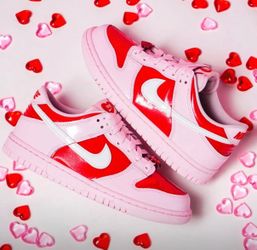Nike Dunk Low Valentine's Day Sneakers