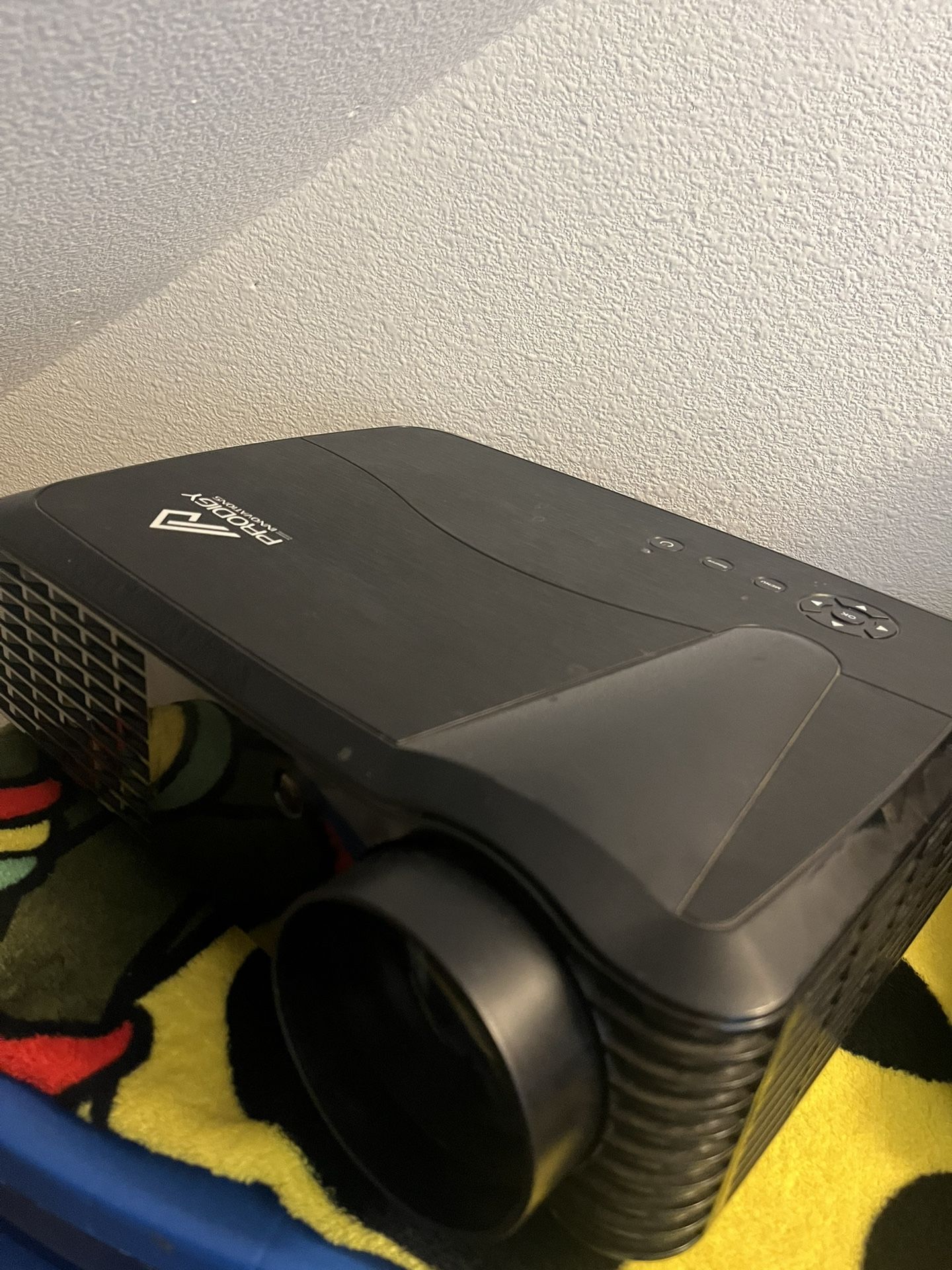 Pinnical Prodigy Projector