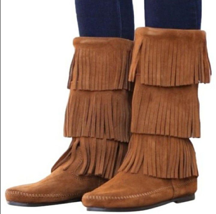 Minnetonka fringe moccasin calf high boots Size 6