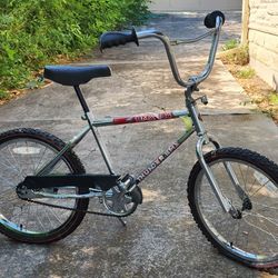 1983 Huffy Thunder BMX Bike Frame Set