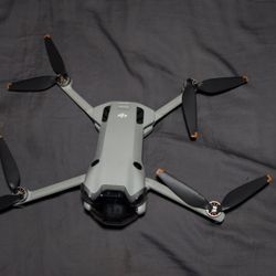 DJI mini 4 pro w/ DJI RC 2