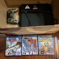 Sony PlayStation 4 PS4 CUH1001A 500GB Console Bundle Controller 3 New Games