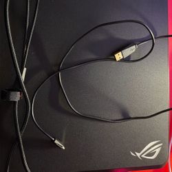 ROG Balteus mousepad/wireless Charger