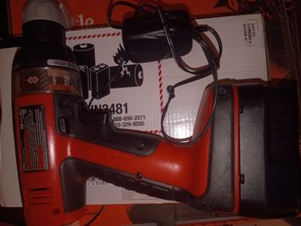 Black & Decker Drill w Charger