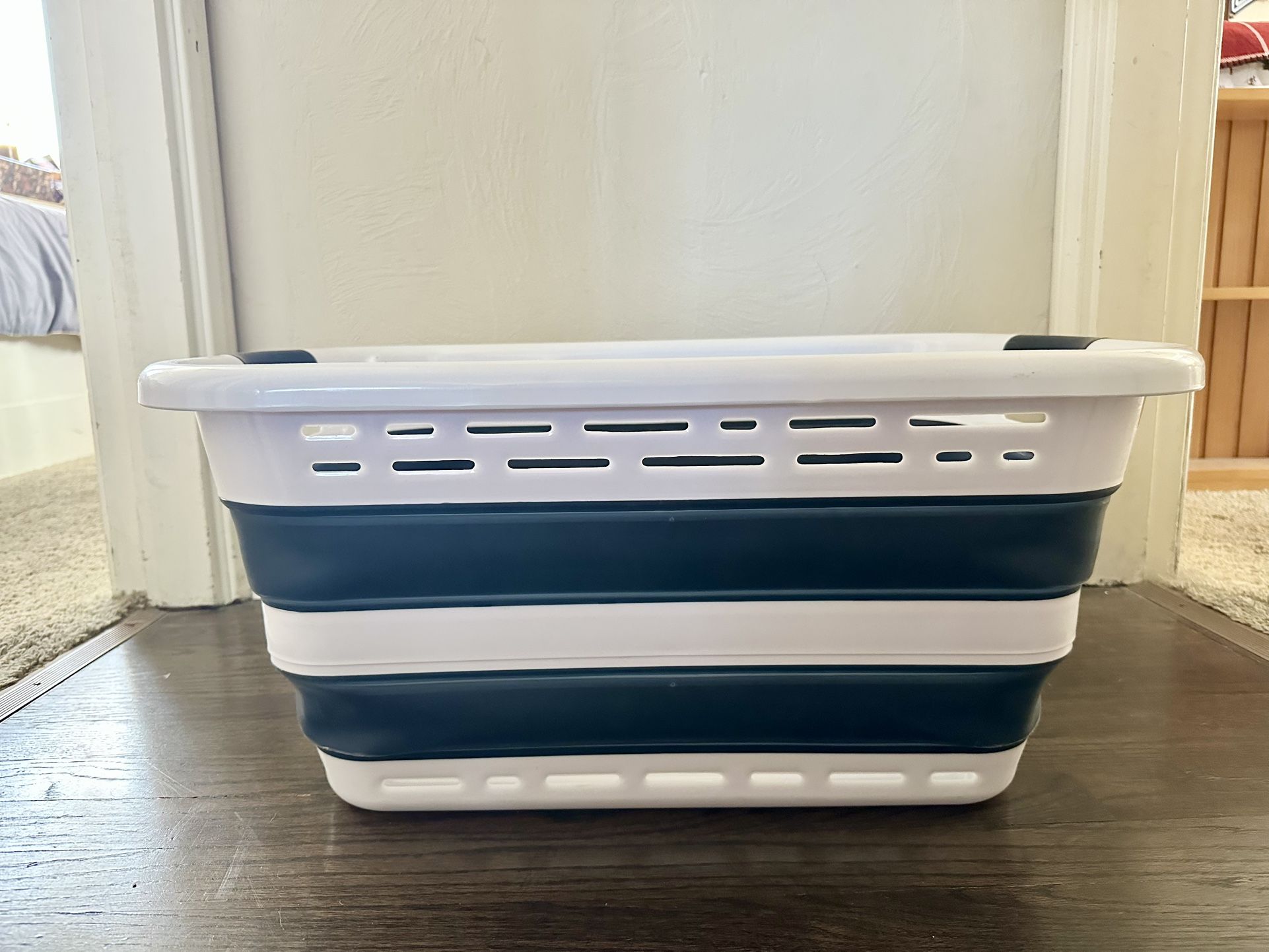 Collapsible Hamper Bin