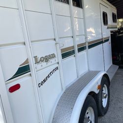 2001 Logan Coach Competitor 2 horse trailer