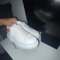 alexander mcqueen oversized sneaker lush red