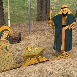 Naivety Yard Set vintage