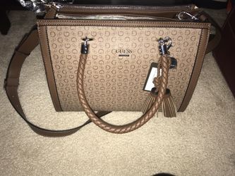 Guess bag branded