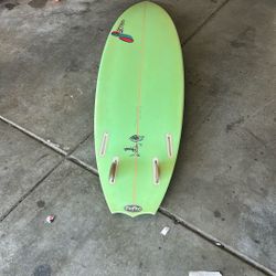 6’0” Stretch Surfboard Like New