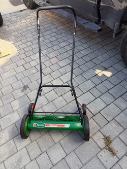Scott’s 20” reel mower
