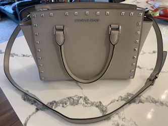 NEW Michael Kors Purse. $100