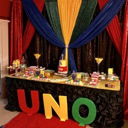 UNO Sign 3 Letters