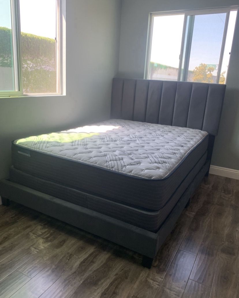 Queen Size Bed Frame With Mattress Included