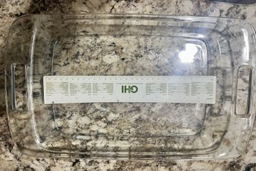 Pyrex Baking Pans. Pie Plates. Clear Glass. 