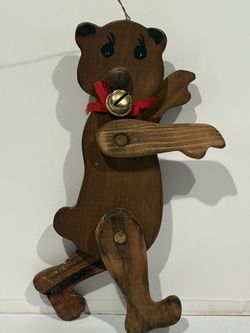 Vtg Wooden Bear Ornament