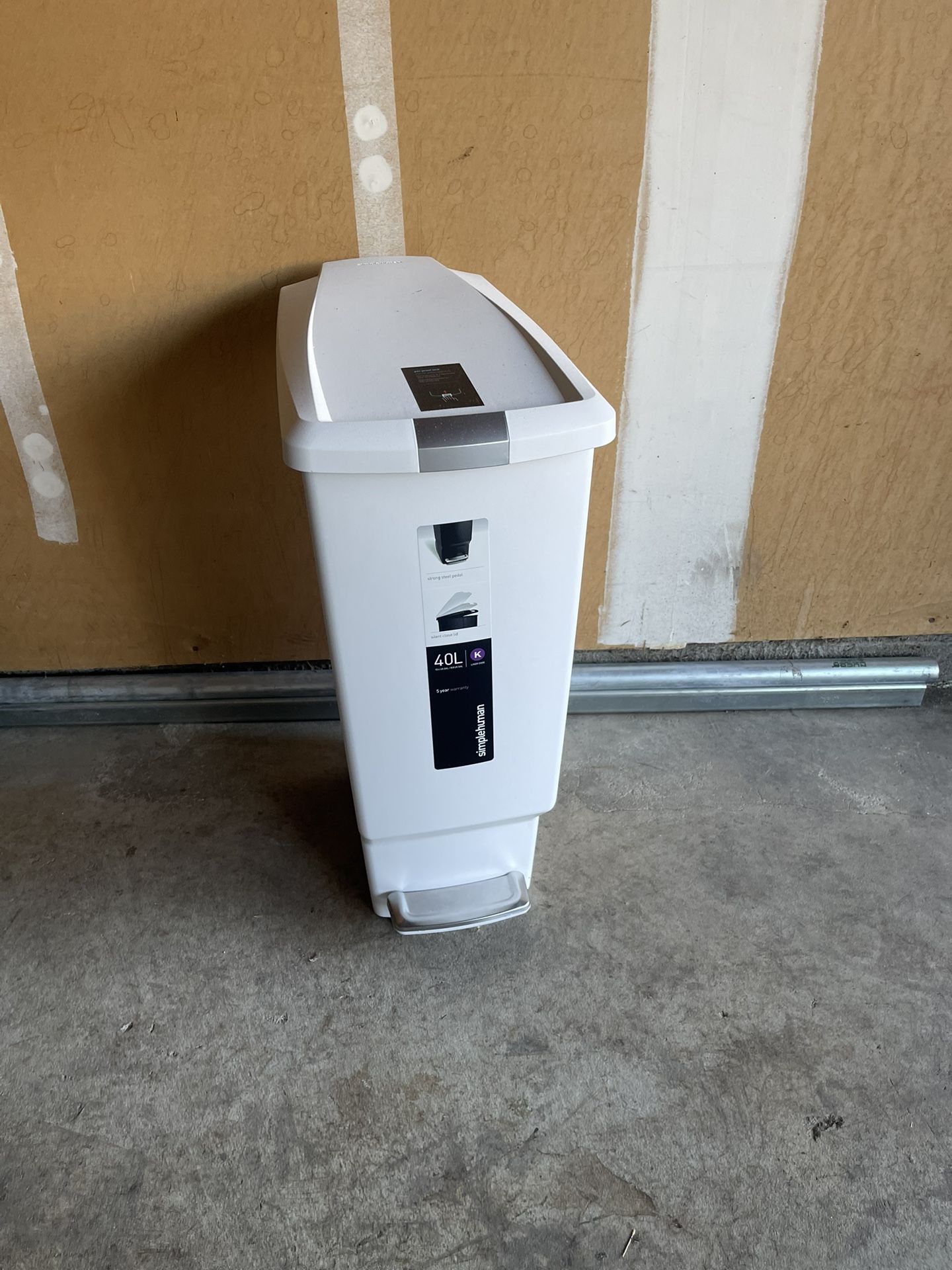 Kitchen Trash Bin