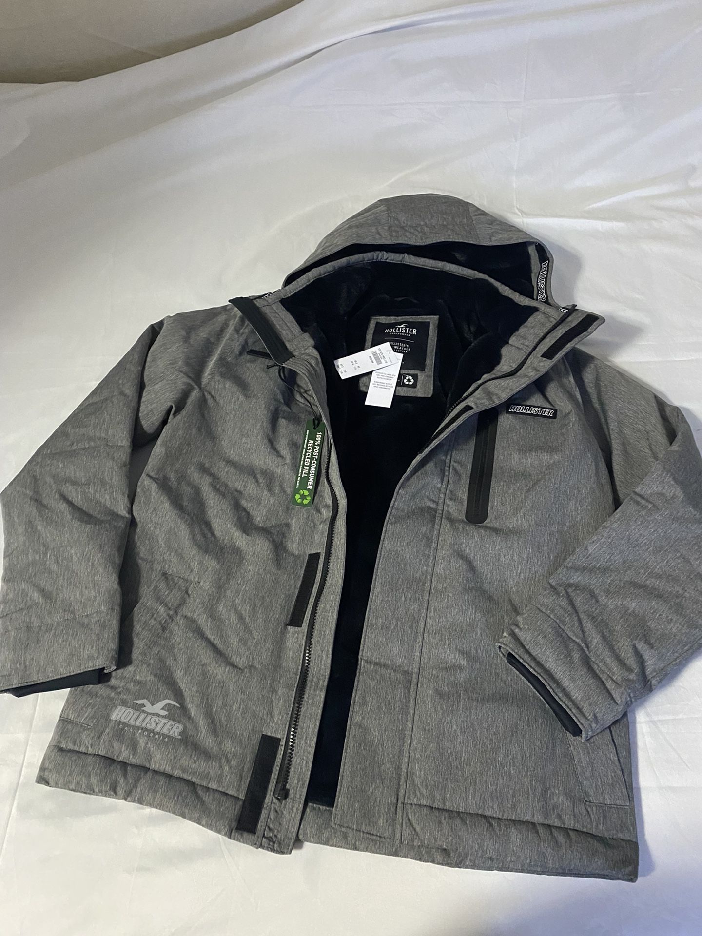 HOLLISTER MENS FAUX FUR-LINED ALL-WEATHER PROOF JACKET for Sale in