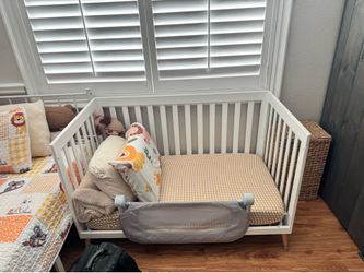 White crib