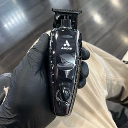 Andis T Cordless Trimmer 