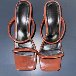 Women’s Kitten Heels Brown Size 6.5