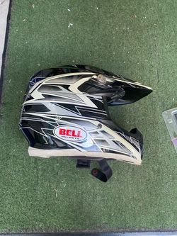 Bell Moto 9 MX Helmet Black and White size medium adult