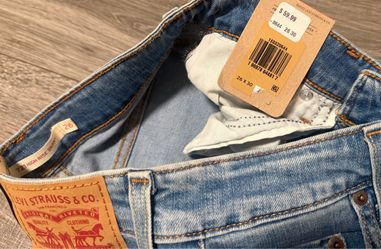 New Levi’s Jeans size 26 x 30