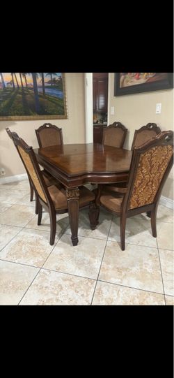 Dining Table and 6 Chairs ( fine wood)