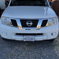 Nissan frontier 2015