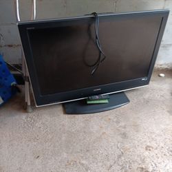 Sony TV 42in  Free 