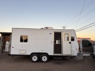 16 Ft travel Trailer